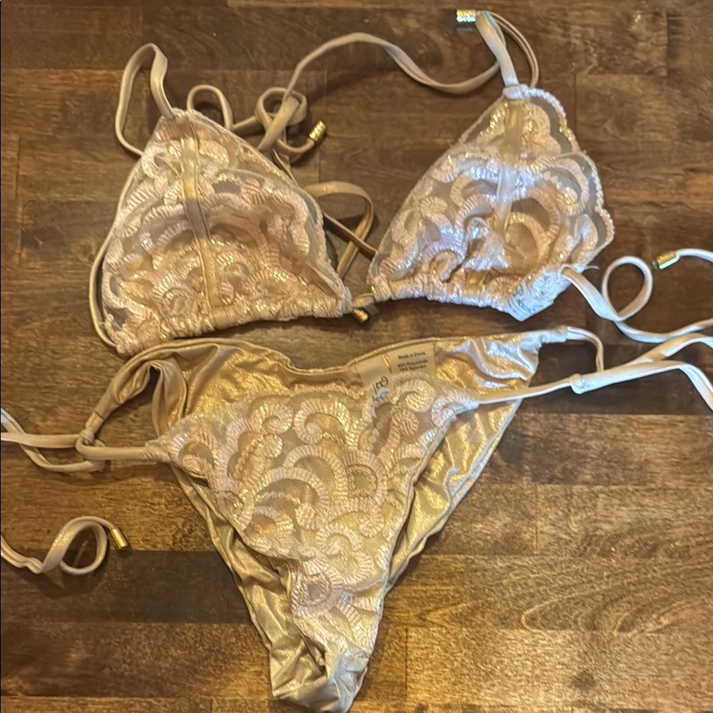 Beach Bunny Cream Paisley Bikini Set